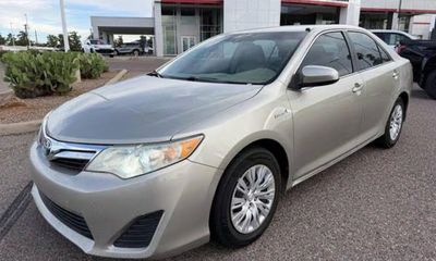 2014 Toyota Camry Hybrid