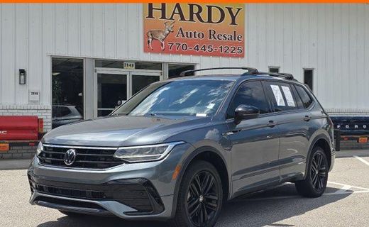 2022 Volkswagen Tiguan 4MOTION SE Black