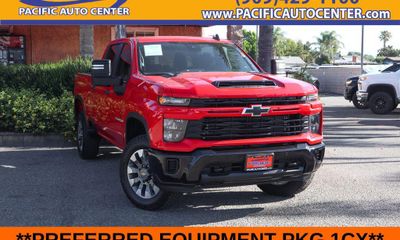 2025 Chevrolet Silverado HD Custom