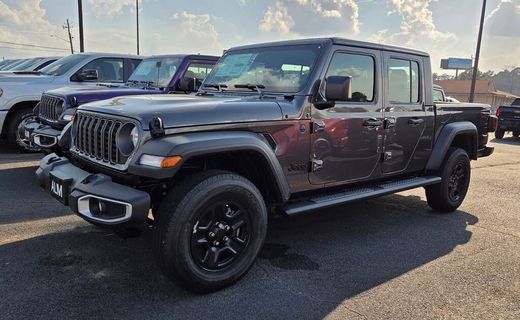 2026 Jeep Gladiator Sport