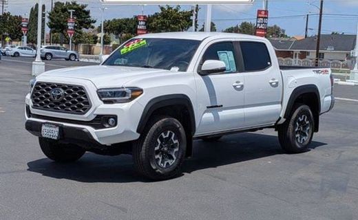 2023 Toyota Tacoma SR5