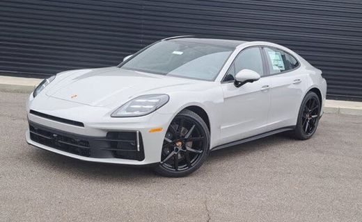 2026 Porsche Panamera
