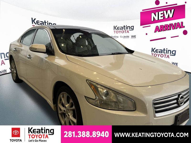 2012 Nissan Maxima — a typically priced live listing