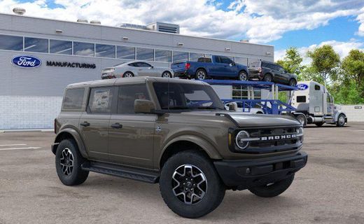 2026 Ford Bronco Outer Banks