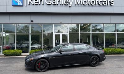 2023 Maserati Quattroporte Modena Q4