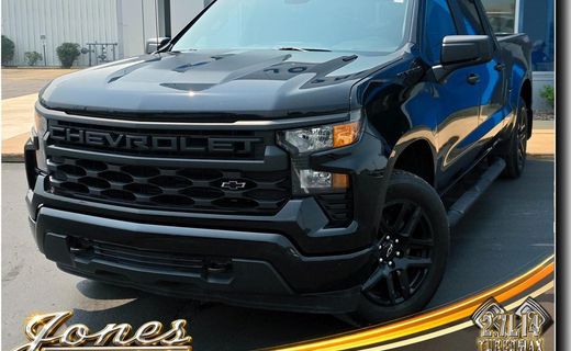 2024 Chevrolet Silverado Custom