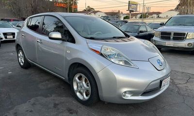 2011 Nissan Leaf SL