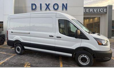 2026 Ford Transit Medium Roof