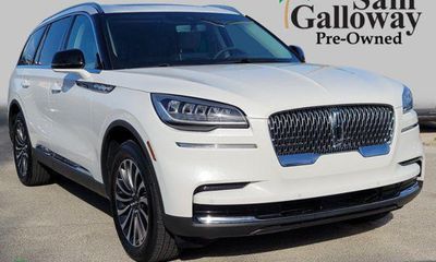 2022 Lincoln Aviator Base
