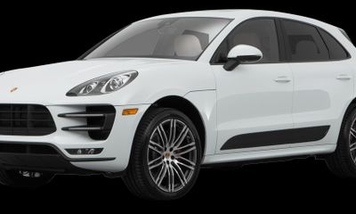 2015 Porsche Macan Turbo