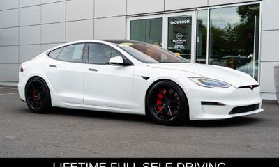 2021 Tesla Model S Plaid
