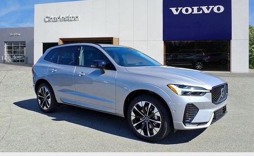 2026 Volvo XC60 Plus Dark