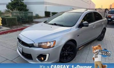 2017 Mitsubishi Lancer ES