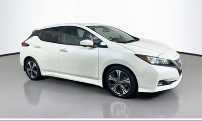 2020 Nissan Leaf SV