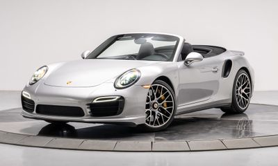 2016 Porsche 911 Cabriolet S