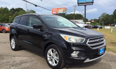 2017 Ford Escape SE