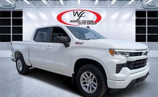 2022 Chevrolet Silverado RST