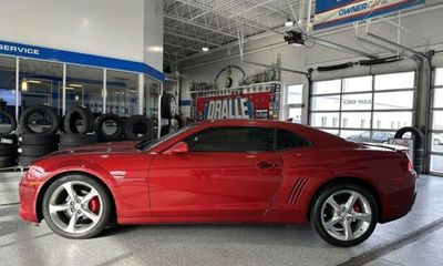 2015 Chevrolet Camaro 2LT