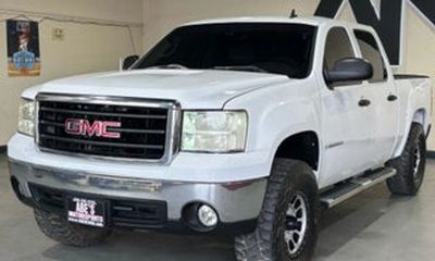 2005 GMC Sierra Work Truck