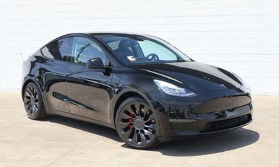 2020 Tesla Model Y Performance