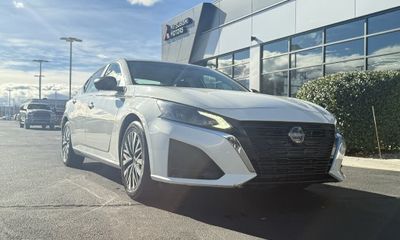 2024 Nissan Altima SV