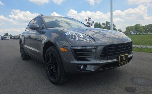 2016 Porsche Macan S