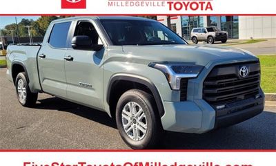 2024 Toyota Tundra SR5