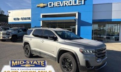 2022 GMC Acadia Denali