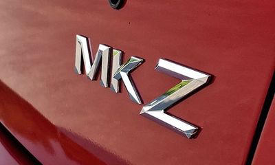 2011 Lincoln MKZ Base