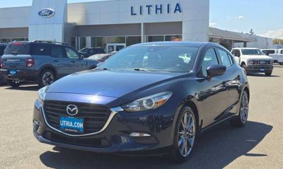 2018 Mazda MAZDA3 Touring