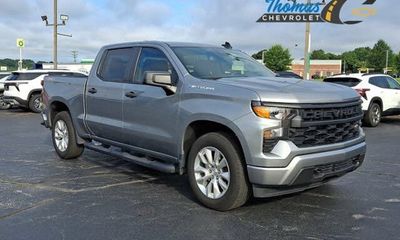 2024 Chevrolet Silverado Custom