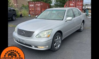 2004 Lexus LS 430