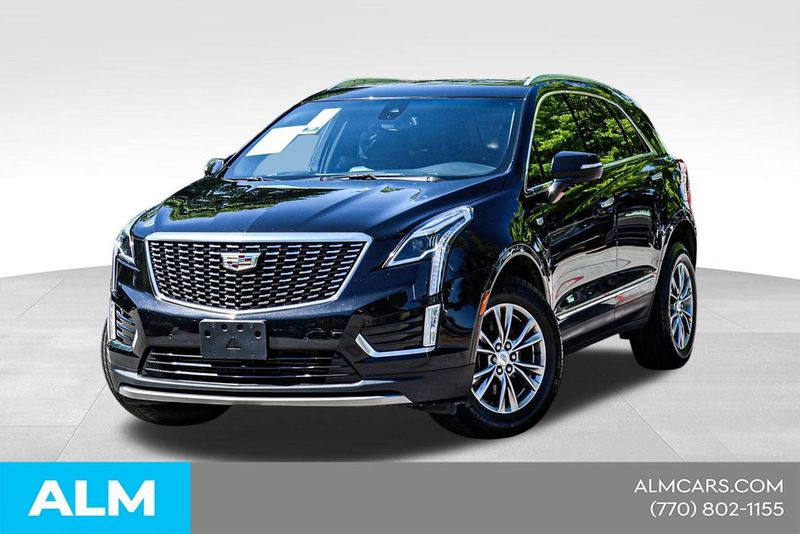 2022 Cadillac XT5 — a typically priced live listing