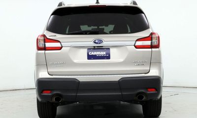 2019 Subaru Ascent Limited 7 ES