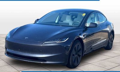 2024 Tesla Model 3 Long Range