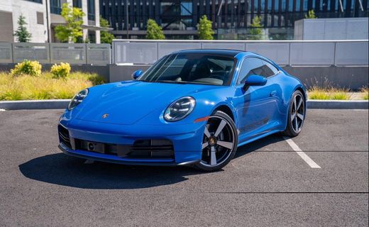 2025 Porsche 911 Carrera
