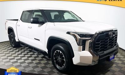 2024 Toyota Tundra SR5