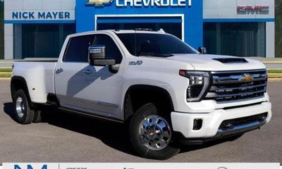 2024 Chevrolet Silverado HD High Country
