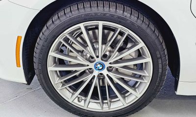 2019 BMW 530E xDrive