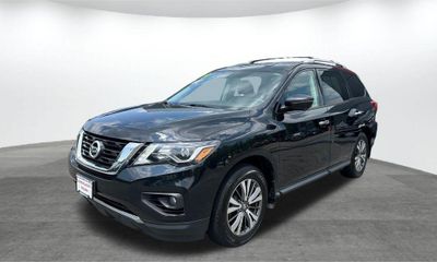 2019 Nissan Pathfinder SV