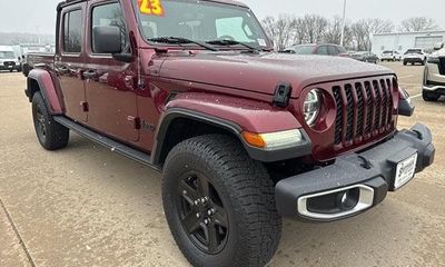 2021 Jeep Gladiator Sport