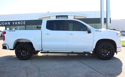 2025 Chevrolet Silverado RST
