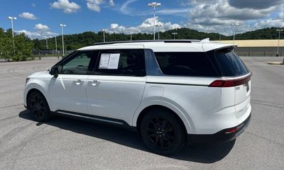 2024 Kia Carnival