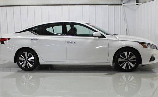 2021 Nissan Altima SL