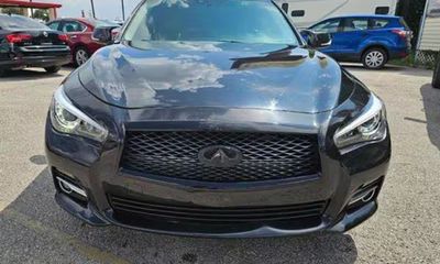 2017 Infiniti Q50 Premium