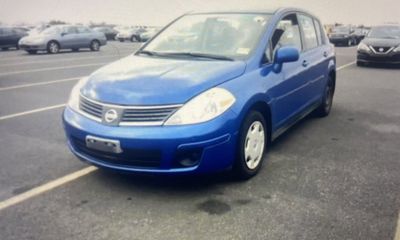 2009 Nissan Versa 18 S