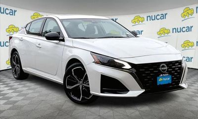 2024 Nissan Altima SR