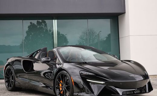 2026 McLaren Artura Spider