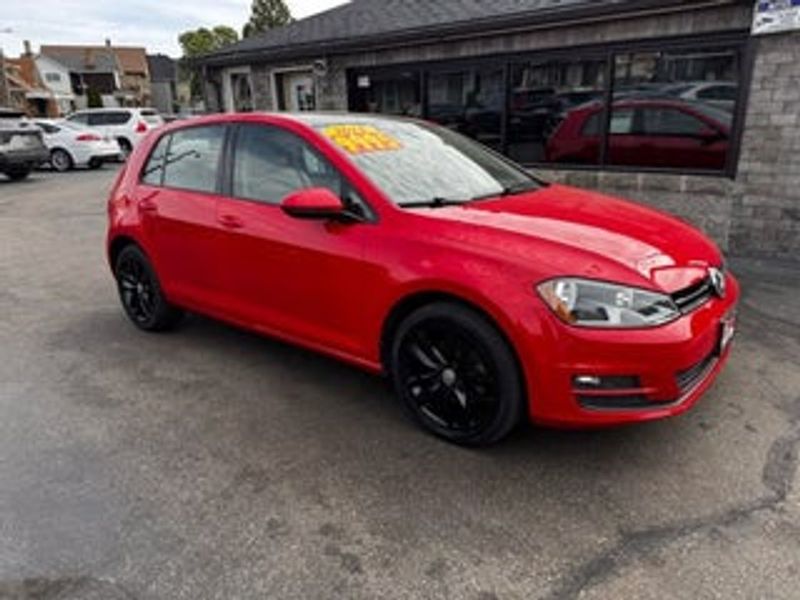 2015 Volkswagen GOLF — a typically priced live listing