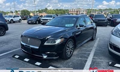 2017 Lincoln Continental Select